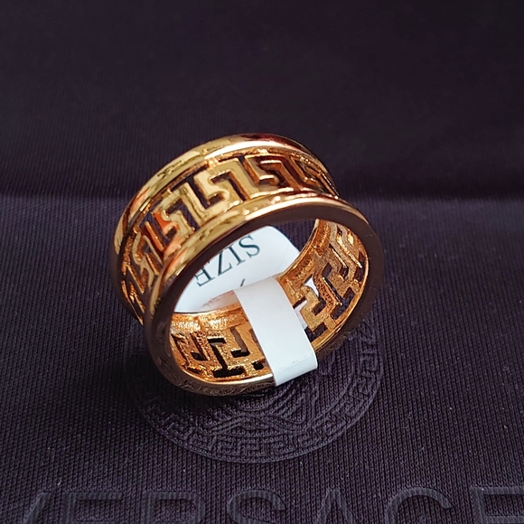 Eastern Yellow Gold Greca Key Design Unisex Ring Band Cut-out Size 9